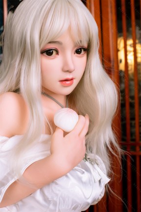 可愛 ろり ラブドール 149cm Cカップ  L1頭 シリコンヘッド+TPEボディー Bezlya Doll
