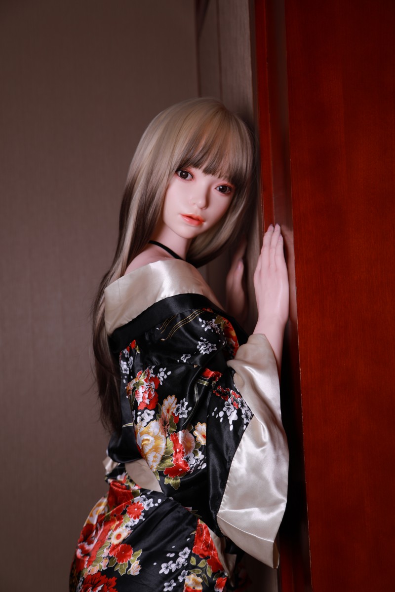 軽量化シリコンラブドール BQDOLL 最新作 思琳娜 162cm Cカップ B4ヘッド