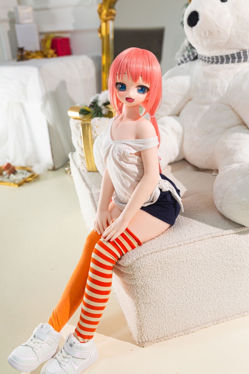 天使 もえシリコンアニメ ラブドール 85cm 宣伝画像の衣装付き