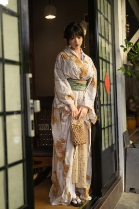 日本和服ラブドール Real girl CY14ヘッド171cm Eカップ 日本和服ラブドール Real girl CY14ヘッド171cm Eカップ