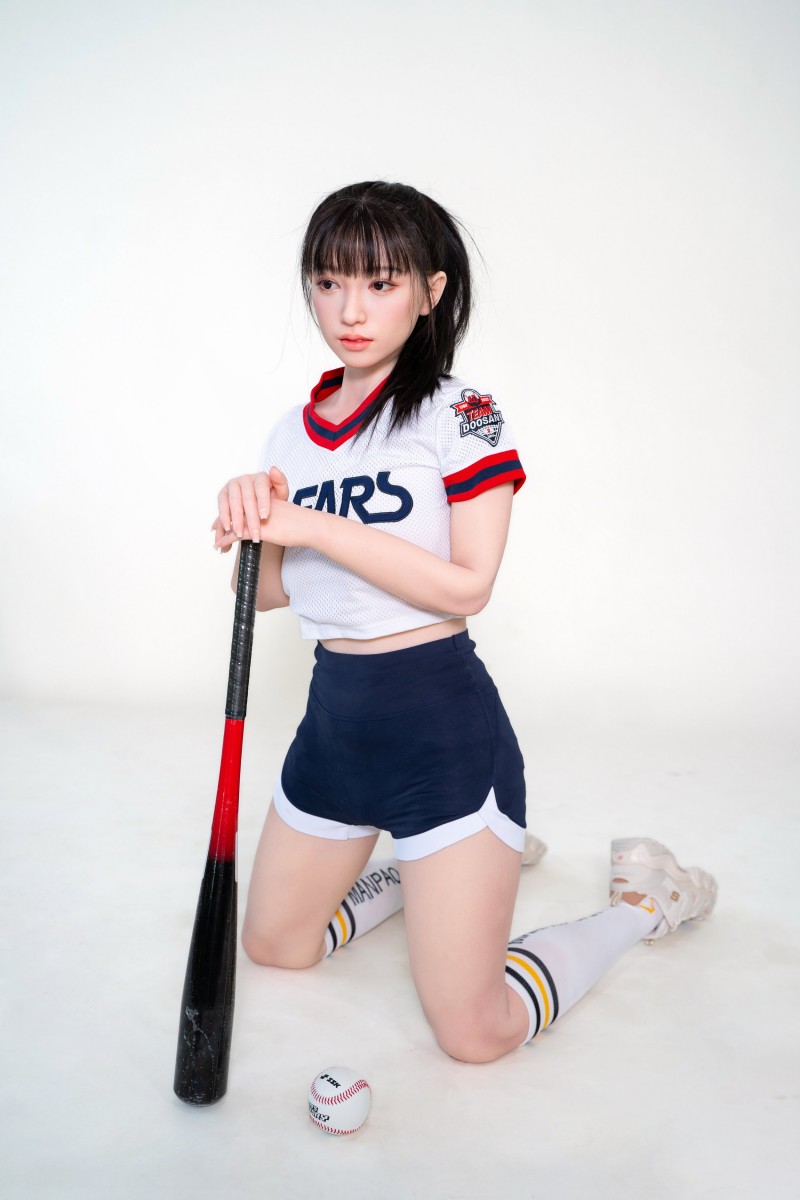 シリコン 最新 ラブドール Miling スポーツ美女 153cm Bカップ RRS+メイクTOPSINO