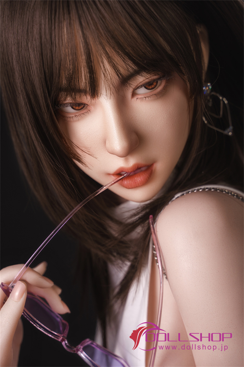 Yearndoll  s 級 美女  ラブドール  163cm Eカップ 爆乳 美女ドール  【進化版】リアル皮膚メイク付き 口開閉機能