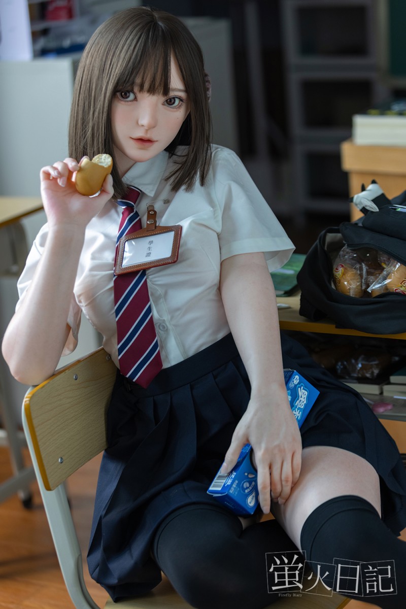 ラブドール 女子 高生 菜菜子 151cm Aカップ シリコン制服ドール 人メイク - 萤火日记